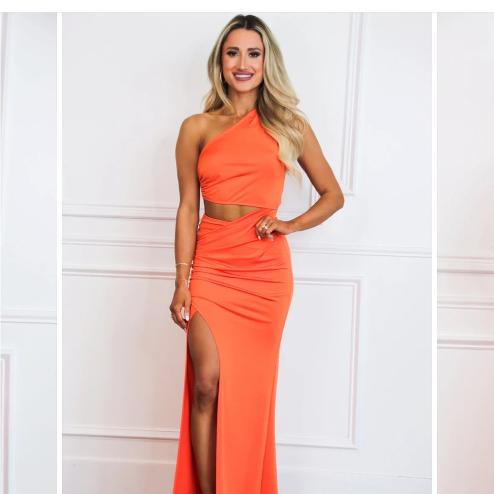 Elegant Orange Maxi Dress